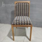 فروش صندلی ناهار خوری پایه چوبی پشت پارچه مدل ht2601
